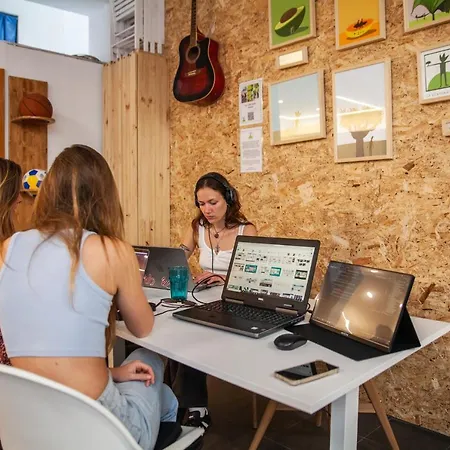 Hostel La Ventana Azul Surf *