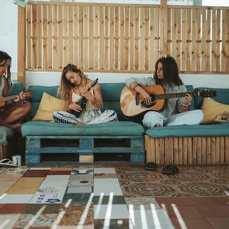 La Ventana Azul Surf *