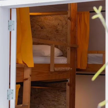 La Ventana Azul Surf 旅馆